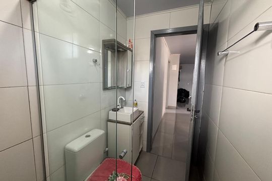 Banheiro social de casa à venda com 2 quartos, 138m² em Feitoria, São Leopoldo