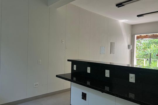 Cozinha de casa para alugar com 7 quartos, 720m² em Santa Lúcia, Belo Horizonte