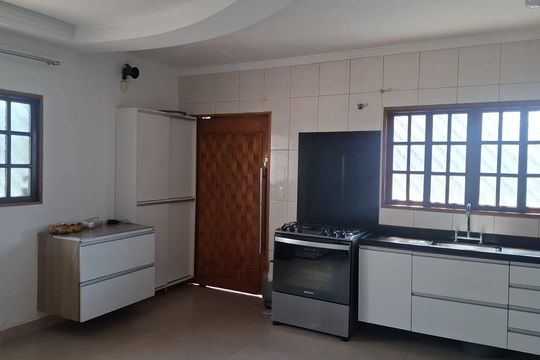 Cozinha de casa para alugar com 2 quartos, 1000m² em Vila Cristina, Ferraz de Vasconcelos