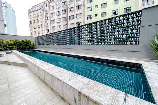 Área comum - Piscina de kitnet/studio para alugar com 1 quarto, 25m² em Sé, São Paulo