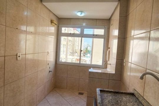 Cozinha de apartamento para alugar com 2 quartos, 57m² em Marechal Rondon, Canoas