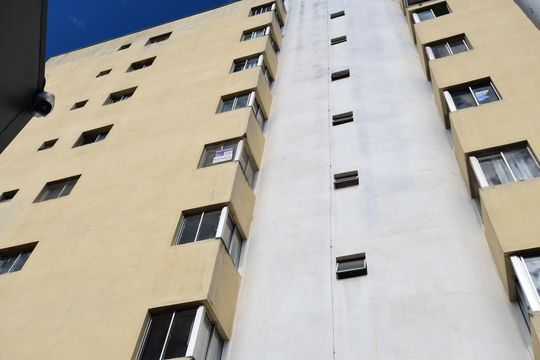 Fachada / Placa de apartamento à venda com 1 quarto, 38m² em Centro, Campinas