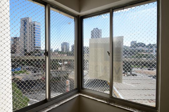 Sala - Vista de apartamento para alugar com 1 quarto, 38m² em Centro, Campinas