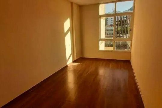 Apartamento à venda com 2 quartos, 77m² em Grajaú, Rio de Janeiro