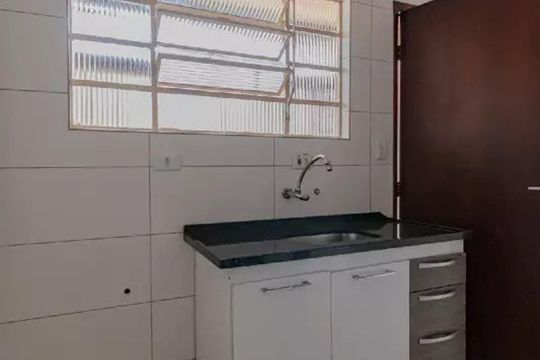 Cozinha de casa à venda com 2 quartos, 100m² em Jardim Ana Maria, Santo André