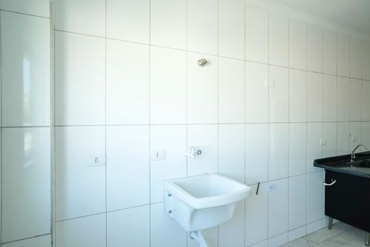 Área de serviço de apartamento para alugar com 2 quartos, 75m² em Cerâmica, São Caetano do Sul