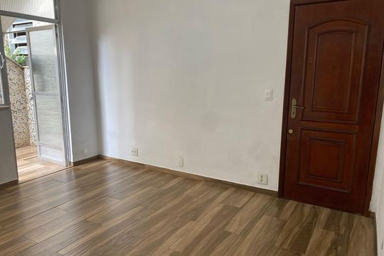 Apartamento para alugar com 3 quartos, 72m² em Vaz Lobo, Rio de Janeiro