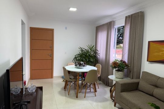 Sala de apartamento à venda com 3 quartos, 77m² em Sagrada Família, Belo Horizonte