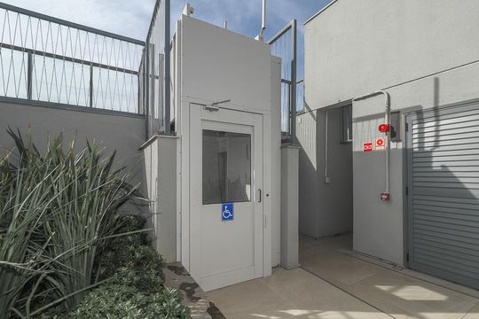 Área comum - Piscina de kitnet/studio à venda com 0 quarto, 25m² em Rio Branco, Porto Alegre