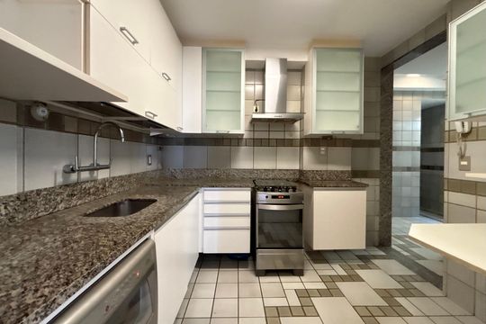 Cozinha de apartamento à venda com 3 quartos, 134m² em Lagoa, Rio de Janeiro