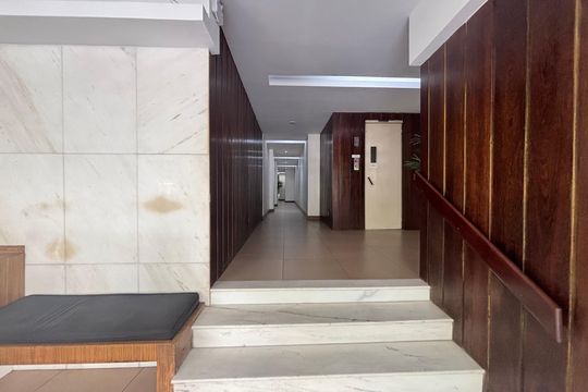 Portaria de apartamento à venda com 3 quartos, 134m² em Lagoa, Rio de Janeiro