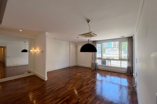 Apartamento à venda com 3 quartos, 134m² em Lagoa, Rio de Janeiro