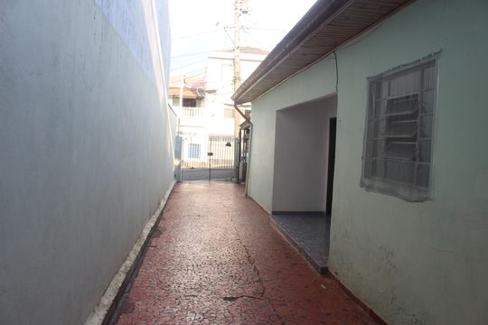 Quintal de casa para alugar com 1 quarto, 50m² em Osvaldo Cruz, São Caetano do Sul
