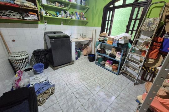 Casa à venda com 4 quartos, 239m² em Piratininga, Niterói
