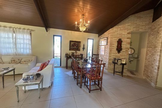 Sala de casa de condomínio para alugar com 1 quarto, 150m² em Nova Higienópolis, Barueri