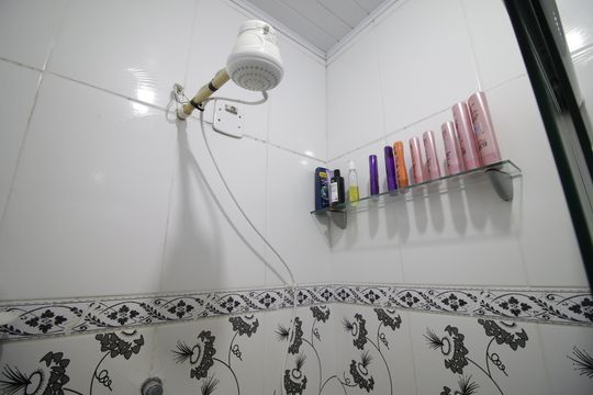  Banheiro social  de casa à venda com 2 quartos, 80m² em Barra Olímpica, Rio de Janeiro