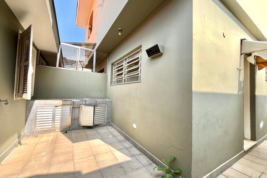 Quintal de casa à venda com 3 quartos, 120m² em Parque Jabaquara, São Paulo