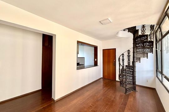 Apartamento à venda com 2 quartos, 200m² em Santa Lúcia, Belo Horizonte