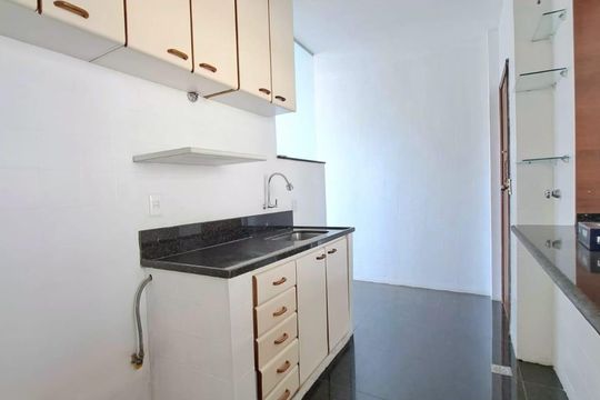 Apartamento à venda com 3 quartos, 200m² em Santa Lúcia, Belo Horizonte