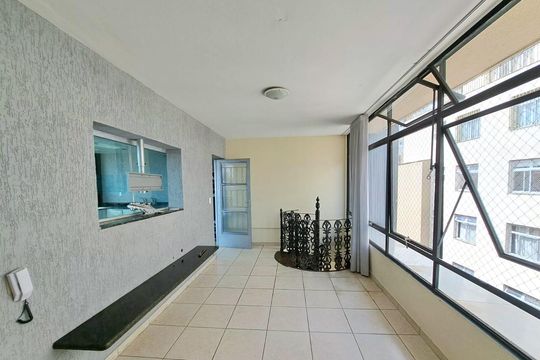 Apartamento à venda com 3 quartos, 200m² em Santa Lúcia, Belo Horizonte
