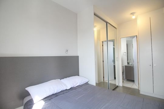 suíte  de apartamento para alugar com 1 quarto, 72m² em Fazenda Morumbi, São Paulo