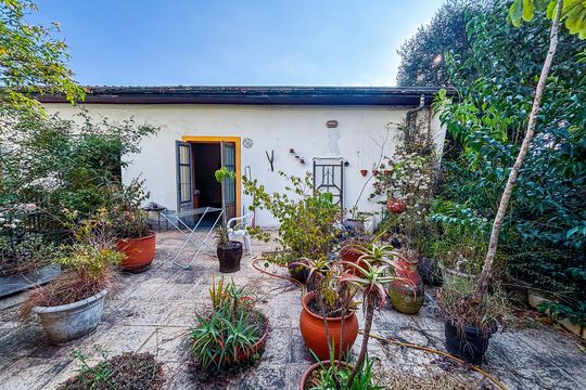 Casa à venda com 3 quartos, 200m² em Jardim das Bandeiras, São Paulo