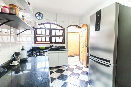 Cozinha de casa para alugar com 4 quartos, 365m² em Vila Nova Curuca, São Paulo