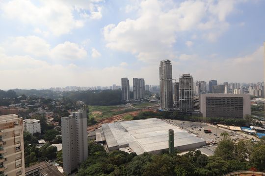 Vista da Varanda de apartamento para alugar com 3 quartos, 156m² em Jardim Fonte do Morumbi, São Paulo