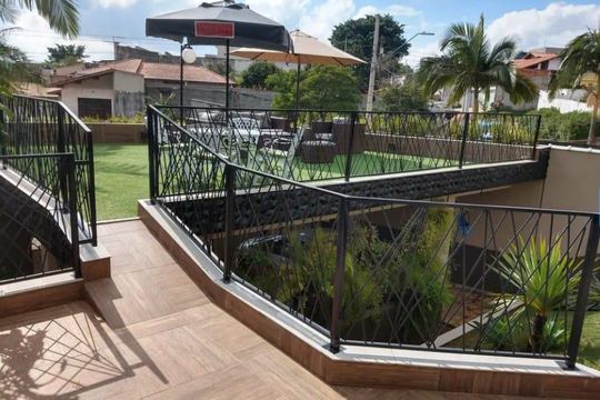 Área externa de casa de condomínio para alugar com 3 quartos, 247m² em Jardim Angela (Zona Sul), São Paulo