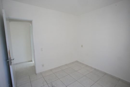 Quarto 1 de apartamento para alugar com 2 quartos, 51m² em Pechincha, Rio de Janeiro