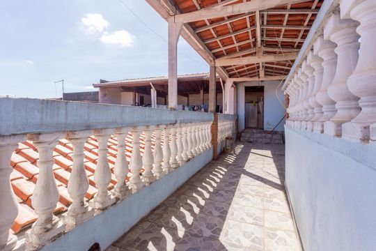Acesso Casa 4 de casa à venda com 6 quartos, 241m² em Vila Marari, São Paulo