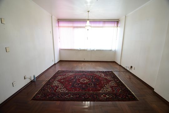 Apartamento à venda com 2 quartos, 132m² em Cambuí, Campinas