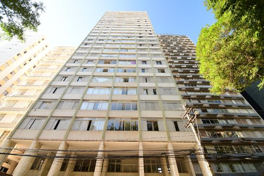 Fachada do Prédio de apartamento à venda com 2 quartos, 132m² em Cambuí, Campinas