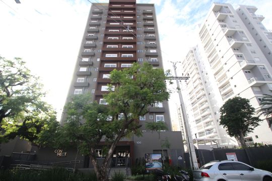 Fachada de kitnet/studio para alugar com 0 quarto, 30m² em Passo da Areia, Porto Alegre