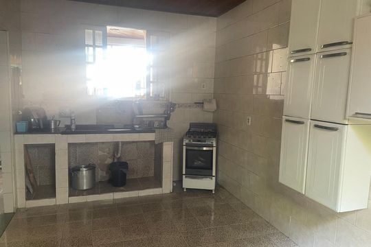 Casa para alugar com 2 quartos, 150m² em Centro, Mesquita