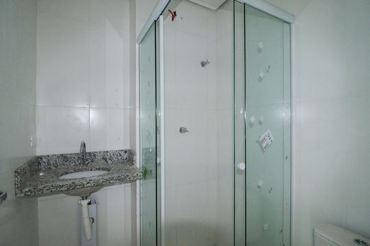 Banheiro de apartamento para alugar com 1 quarto, 26m² em Vila Pauliceia, São Paulo