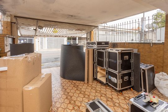 Garagem de casa à venda com 4 quartos, 125m² em Socorro, São Paulo