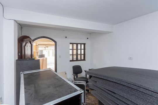 Sala de casa à venda com 4 quartos, 125m² em Socorro, São Paulo