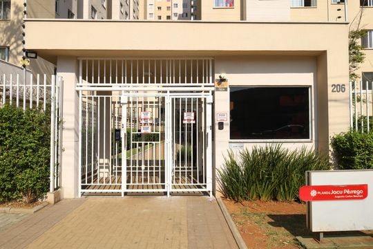 Fachada de apartamento para alugar com 2 quartos, 40m² em Itaquera, São Paulo