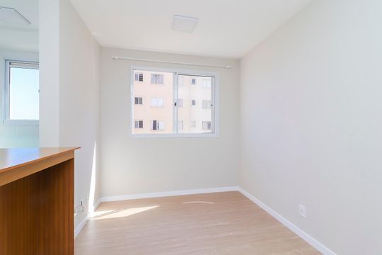 Apartamento para alugar com 2 quartos, 40m² em Itaquera, São Paulo