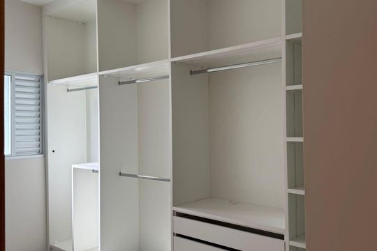 Casa de Condomínio para alugar com 3 quartos, 95m² em Parque dos Pomares, Campinas
