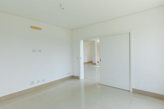 Quarto de casa à venda com 4 quartos, 430m² em Alphaville, Santana de Parnaíba