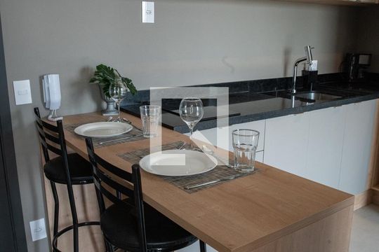 Cozinha de apartamento para alugar com 2 quartos, 40m² em Perdizes, São Paulo