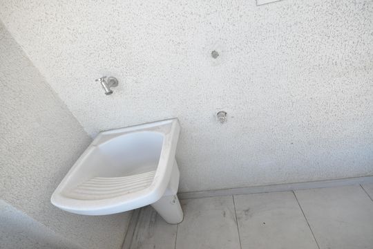 Área de Serviço de apartamento para alugar com 2 quartos, 42m² em Vila Santa Terezinha (zona Norte), São Paulo