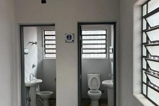Casa para alugar com 4 quartos, 258m² em Chácara Inglesa, São Paulo