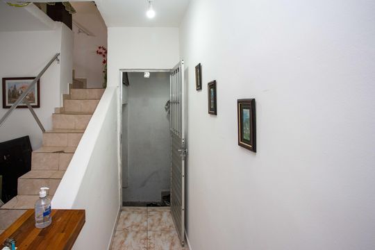 Hall de casa à venda com 3 quartos, 167m² em Campanário, Diadema