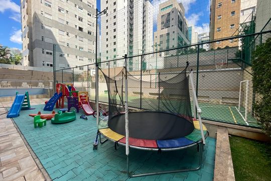 Apartamento à venda com 4 quartos, 156m² em Santo Agostinho, Belo Horizonte