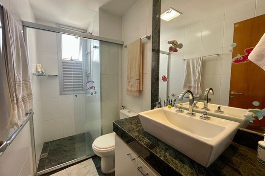 Apartamento à venda com 4 quartos, 156m² em Santo Agostinho, Belo Horizonte