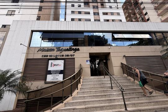 Apartamento à venda com 3 quartos, 69m² em Csb 10, Brasília