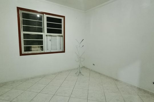 Quarto 2 de casa para alugar com 3 quartos, 250m² em Parque Residencial Marengo, Suzano